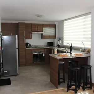 https://suit-torre-sofia.hotelsquito.com