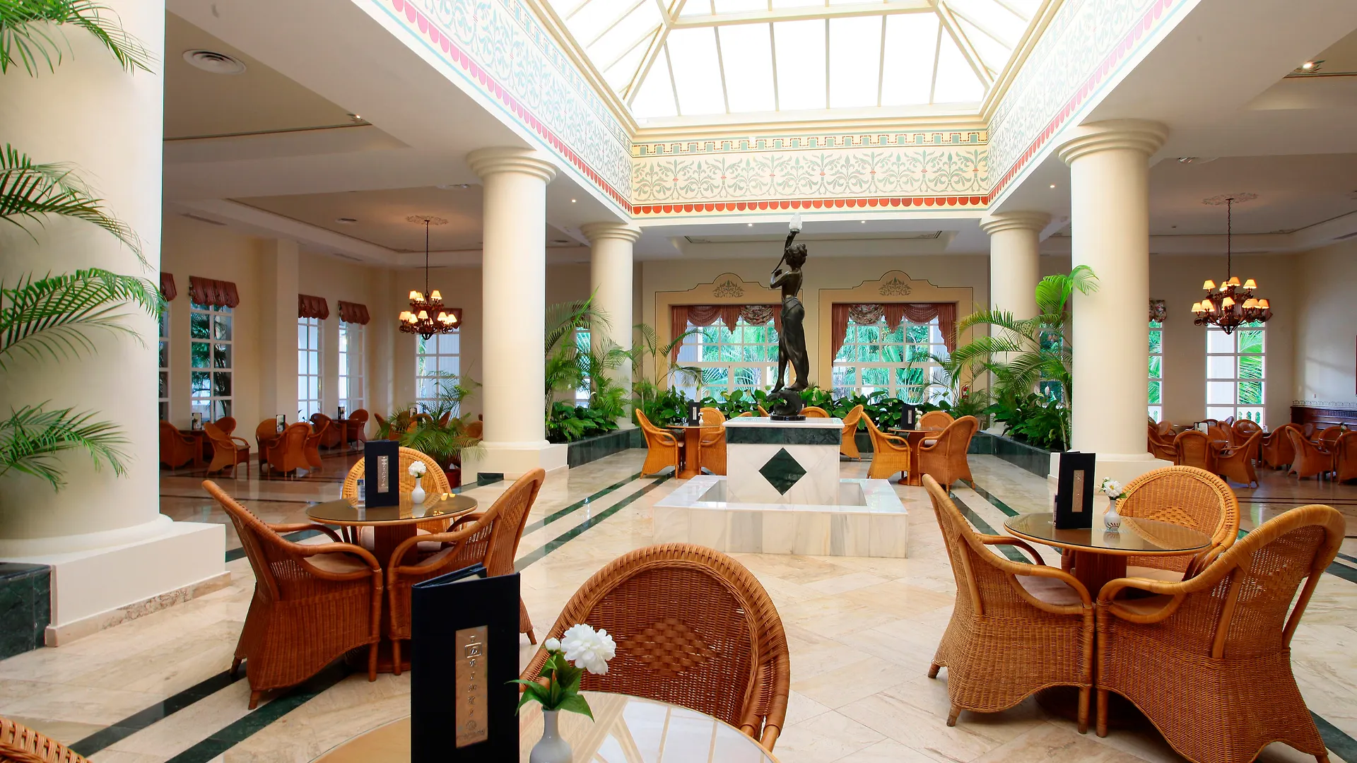 Resort Bahia Principe Luxury Runaway Bay (Adults Only)